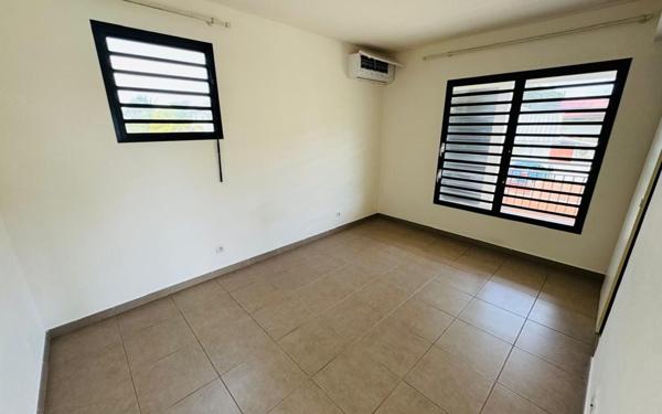 Appartement à louer    2 pièces •  Cayenne
