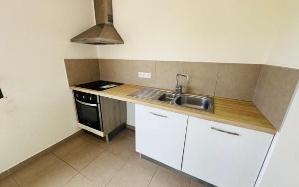 Appartement à louer    2 pièces •  Cayenne