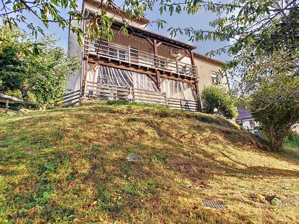 A vendre immeuble / maison Malemort divisée en deux appartements - Un T5 et un T3 - 2 garages