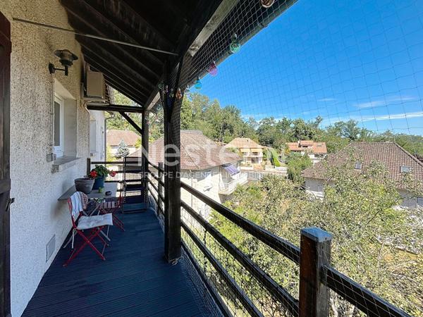 A vendre immeuble / maison Malemort divisée en deux appartements - Un T5 et un T3 - 2 garages