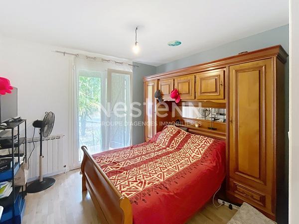 A vendre immeuble / maison Malemort divisée en deux appartements - Un T5 et un T3 - 2 garages