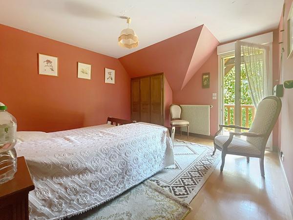 À vendre Belle maison familiale de 213 m² avec parc de plus de 5 000 m² Chamboulive (19)