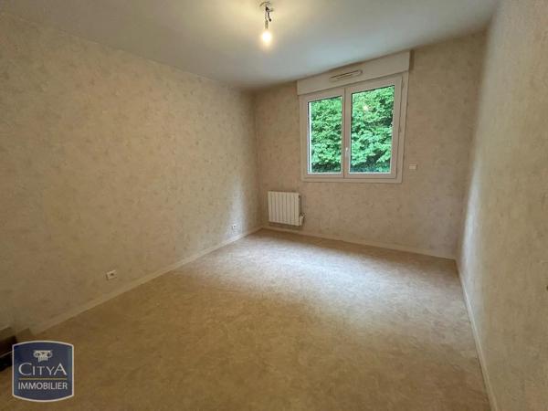 Appartement à louer 3 pièces 64.7m² Guéret (23000)