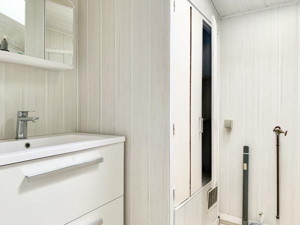 Appartement
         2 pièces
        - 50 m² 59 000 € *