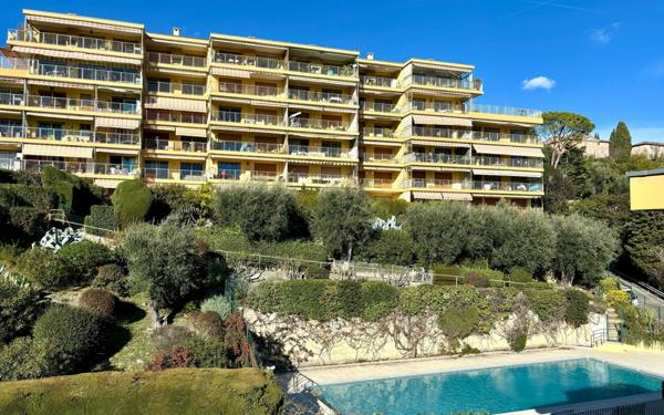 Appartement à vendre    3 pièces • 63 m2 Grasse
