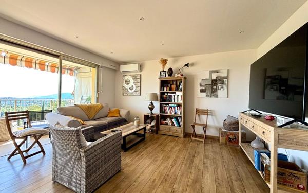 Appartement à vendre    3 pièces • 63 m2 Grasse