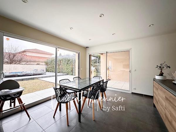 Bien rare à la vente ! Construction 2017 ! Plein pied ! Garage !