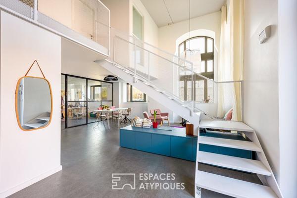 Loft contemporain en duplex et sa terrasse