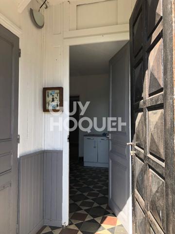 Charmante maison à vendre à PÉRONNE (80200).