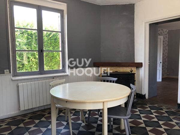 Charmante maison à vendre à PÉRONNE (80200).