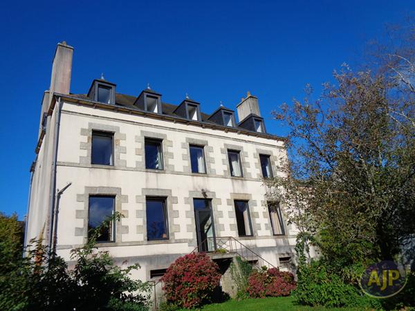 Vente maison Plumelec : 570 000 € - AJP Immobilier Plumelec