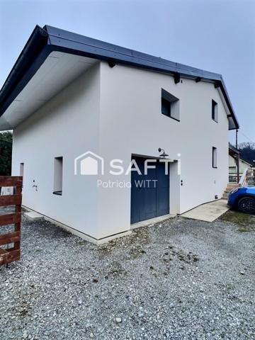 Maison DPE C, isolation 2024, PAC, terrain de 747m2