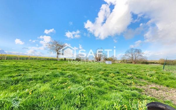 Superbe longère 3 chambres, 9000m² de terrain, à l’abri des regards sans voisins
