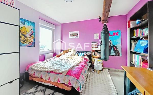 Superbe longère 3 chambres, 9000m² de terrain, à l’abri des regards sans voisins