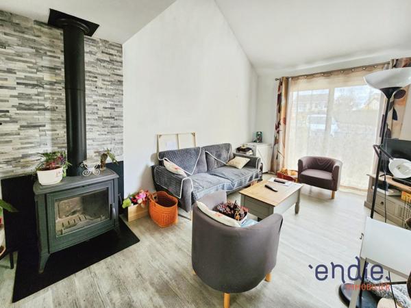 Maison lumineuse 3 chambres – 93 m² – Garage – Terrain