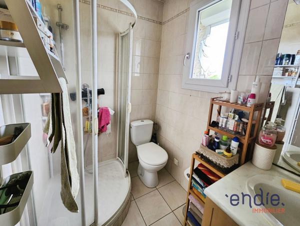 Maison lumineuse 3 chambres – 93 m² – Garage – Terrain
