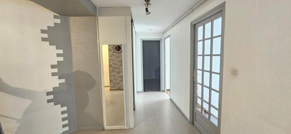 Appartement spacieux en plein centre de Remiremont