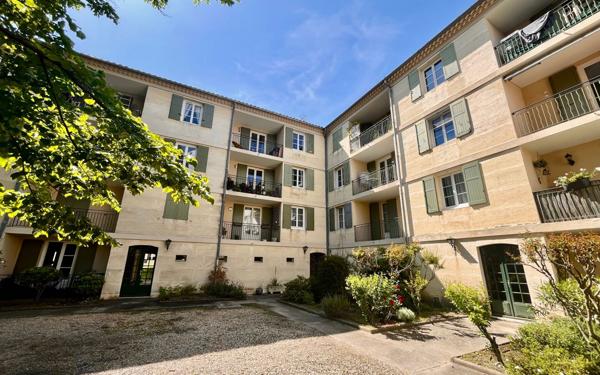 Appartement à vendre    3 pièces •  Uzès