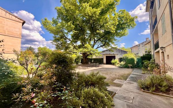 Appartement à vendre    3 pièces •  Uzès