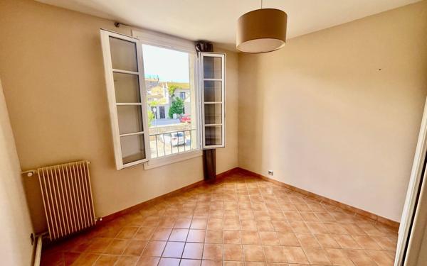 Appartement à vendre    3 pièces •  Uzès