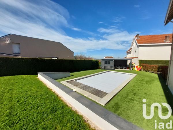 Maison à vendre 6 pièces 141 m² Montceau-les-Mines