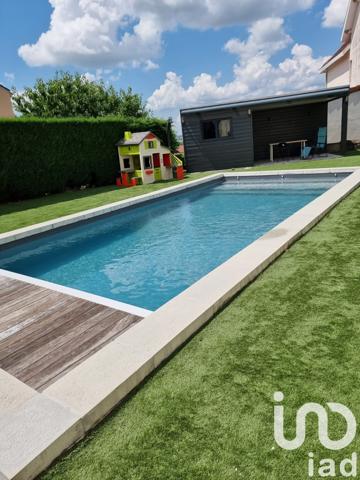 Maison à vendre 6 pièces 141 m² Montceau-les-Mines