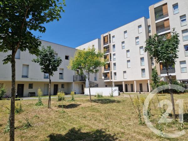 Appartement T4 à vendre  4 pièces - 80 m2 VENISSIEUX - 69