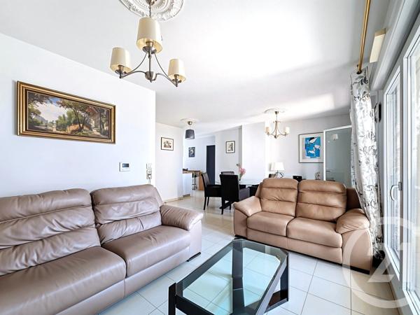 Appartement T4 à vendre  4 pièces - 80 m2 VENISSIEUX - 69