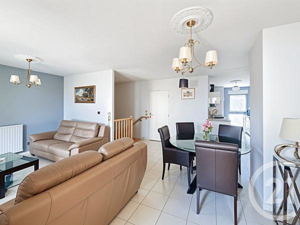 Appartement T4 à vendre  4 pièces - 80 m2 VENISSIEUX - 69