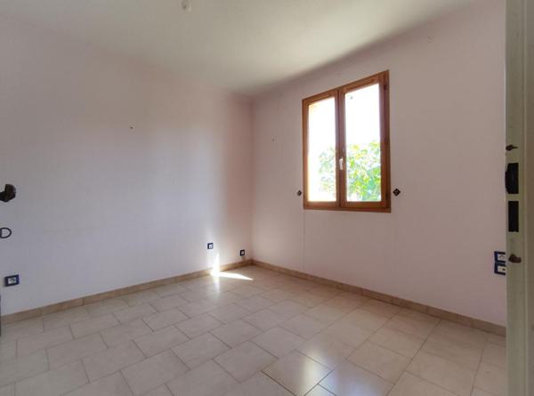 Maison La Londe Les Maures 3 pièces 74 m2+Atelier+garage+cabanon