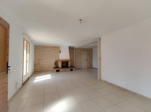 Maison La Londe Les Maures 3 pièces 74 m2+Atelier+garage+cabanon