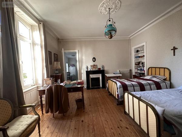 Maison à vendre à Vannes dans le Morbihan (56000), ref : 56003-1265   
Centre-Ville