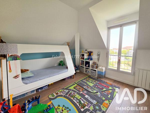 Appartement à vendre 5 pièces 108 m² Carrières-sur-Seine