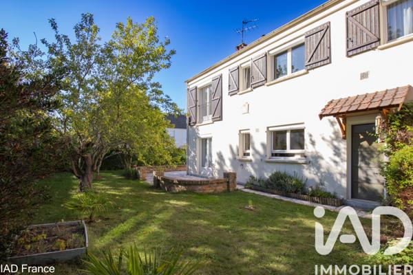Maison à vendre 6 pièces 163 m² Élancourt