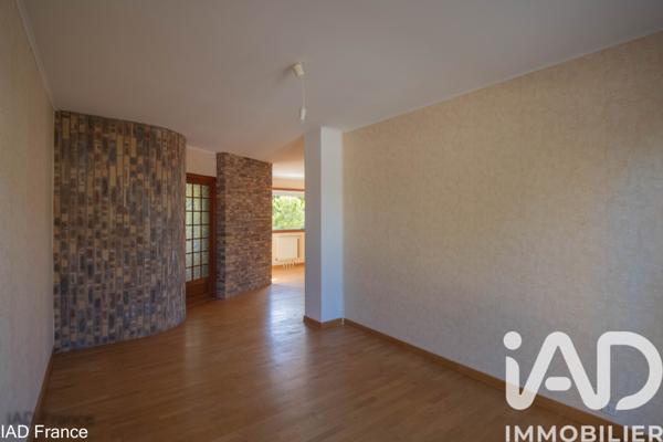Maison à vendre 6 pièces 163 m² Élancourt