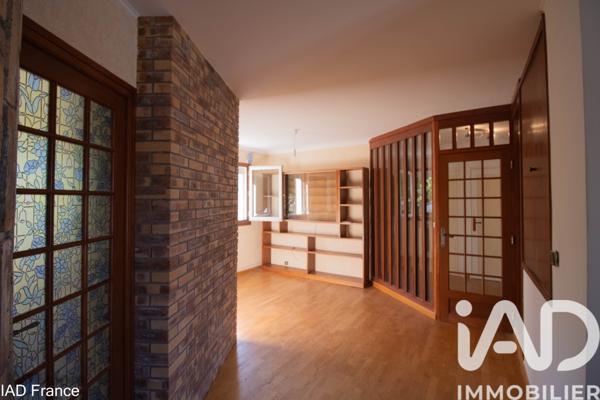 Maison à vendre 6 pièces 163 m² Élancourt