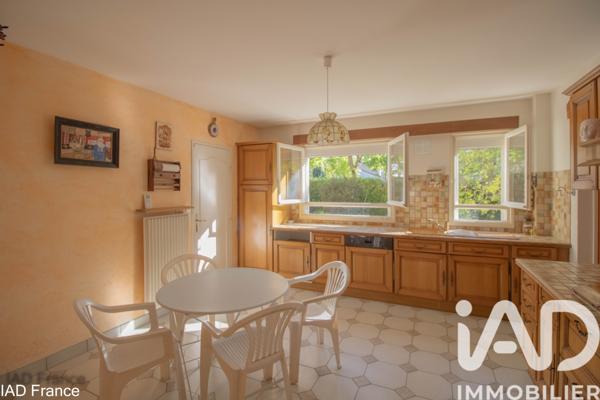 Maison à vendre 6 pièces 163 m² Élancourt