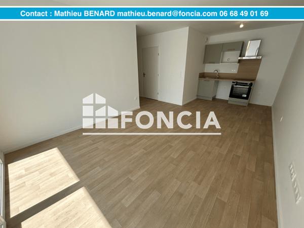Location Appartement 2 pièces 46.19 m² - Petit-couronne 76650