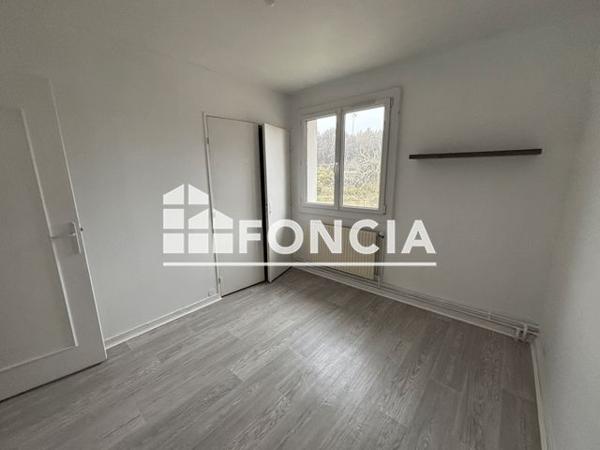 Location Maison 5 pièces 110.2 m² - 17 ALLEE DU VALLON ENSOLEILLE Pont De L'isere 26600
