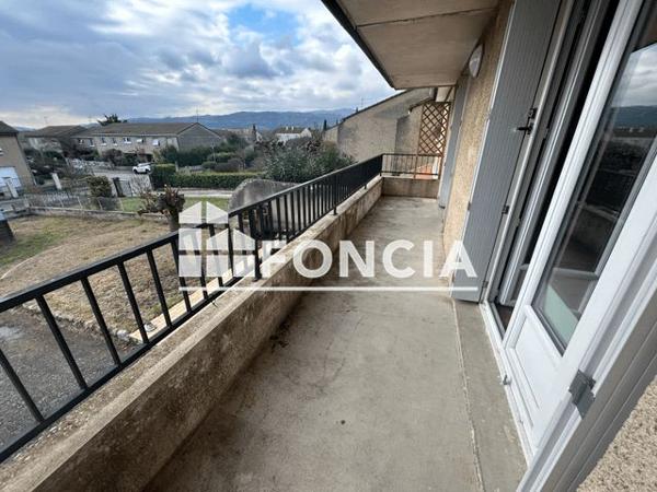 Location Maison 5 pièces 110.2 m² - 17 ALLEE DU VALLON ENSOLEILLE Pont De L'isere 26600