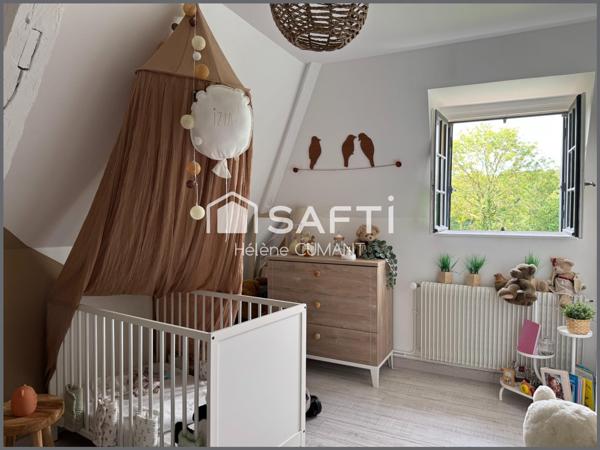 Bien EXCEPTIONNEL : longère normande de caractère, au Nord de Lisieux.