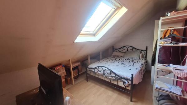 Maison Osny - 6 pièce(s) 138.44 m2 - 3 chambres - 851 m² de terrain ? secteur calme et recherché