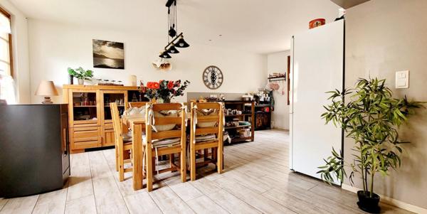 Maison T5 -120M² Ornaisons  avec cour et Grand garage