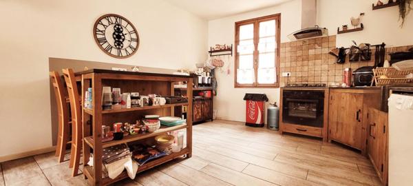 Maison T5 -120M² Ornaisons  avec cour et Grand garage