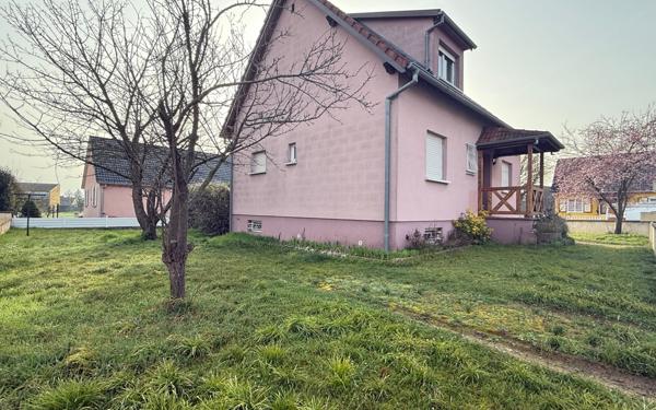 Maison à vendre    6 pièces •  Fessenheim
