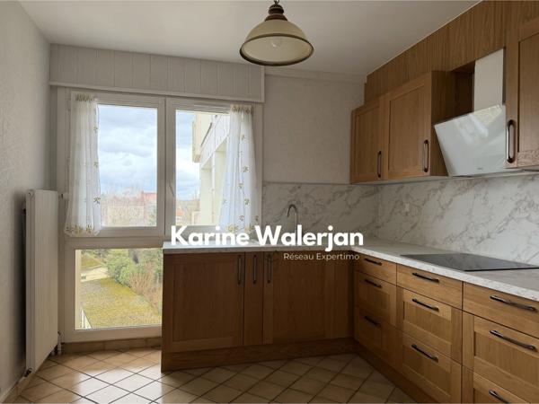 Hénin-Beaumont (62110) AGREABLE APPARTEMENT - BELLE PIECE DE VIE - 2 CHAMBRES - 98M2