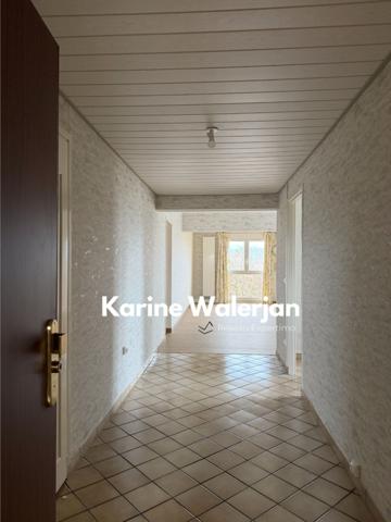 Hénin-Beaumont (62110) AGREABLE APPARTEMENT - BELLE PIECE DE VIE - 2 CHAMBRES - 98M2