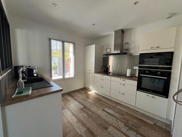 A 10 minutes de la plage et du marché maison récente de plain pied 97m²