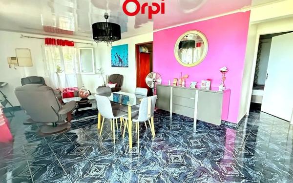 Maison à vendre    4 pièces •  Sainte-Marie