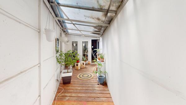 UN LOFT CACHÉ AU COEUR DE NEUILLY-SUR-MARNE, UNE PROPRIÉTÉ HORS NORMES AUX VOLUMES EXCEPTIONNELS